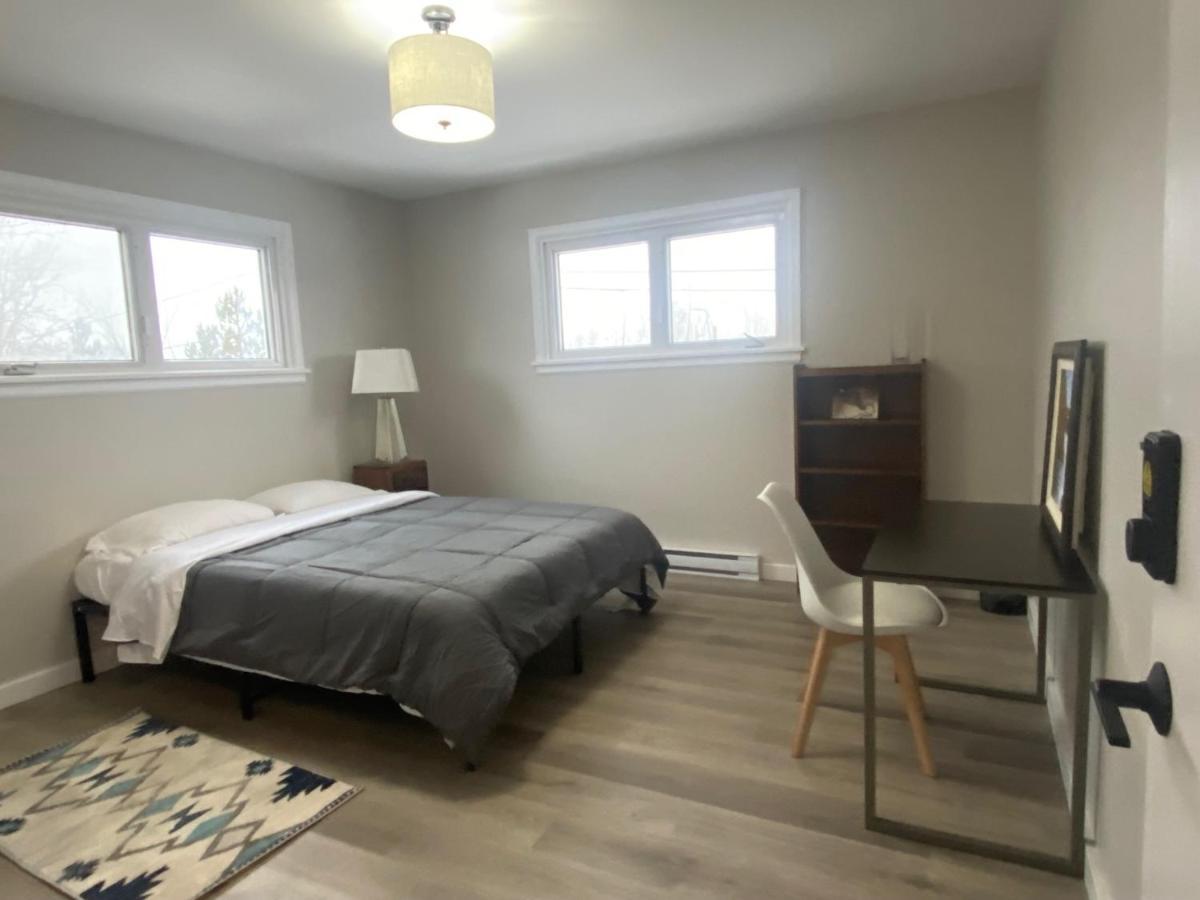 Private Room Lakeview House- Westmount Moncton Esterno foto